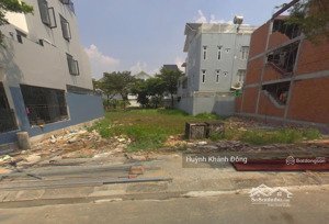 cần tiền gấp bán nhanh lô đất đ.huỳnh thúc kháng p7 cà mau gần bv đa khoa tỉnh cà mau 100m2/550tr