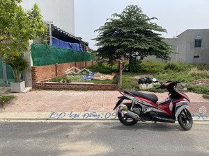 bán gấp đất trong tuần, gần ngay chợ cần đước, ubnd cần đước, long an, 94m2, sổ riêng, chỉ 4xx.