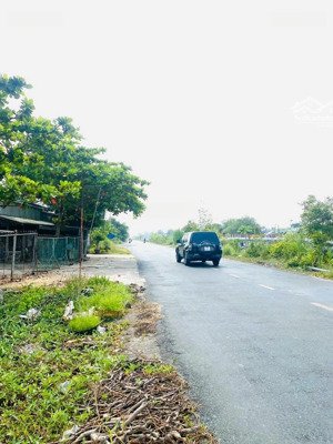 bán 2.723m2 mặt tiền quốc lộ 91 giá rẻ