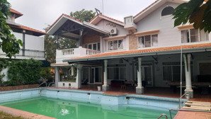 bán villa 2 mặt tiền diện tích khủng phù hợp ở & kinh doanh nhà hàng cao cấp