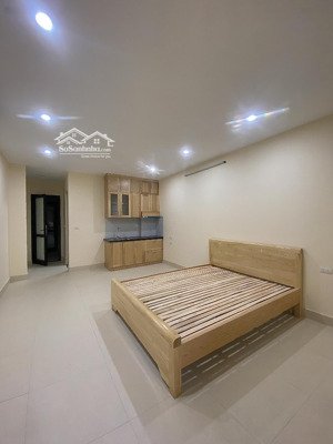bán toà căn hộ dịch vụ đầu ngõ mai hương 67m2