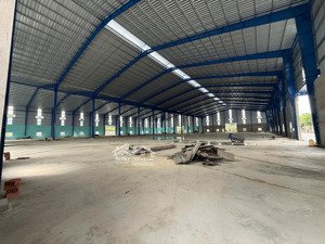 cho thuê kho xưởng 2.000m2 bình chánh. hệ thống pccc, đường xe container 24/24