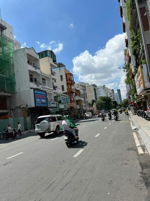 siêu đất đẹp 2 mt hoàng hoa thám khu ngân hàng 13,5x28 - 309.7m² giá 95 tỷ