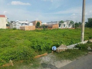 cần tiền xoay vốn bán gấp đất mt võ văn kiệt,cái vồn,bình minh,vĩnh long giá 750tr/120m2 shr