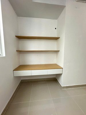 bán 1pn 1wc 46.6m2 belleza, nhà mới, có decor lại. giá bán 2.4 tỷ. lh: 