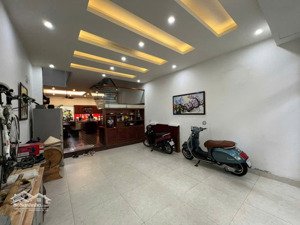 bán nhà 2 mê mặt tiền nguyễn trung trực kẹp cống đối diện trường học. giá 9 tỷ 6 sập hầm