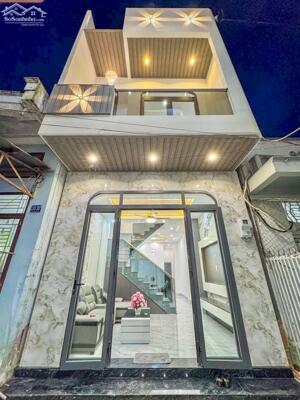 nhá nhà mới xây dựng 1 trệt 1 lầu full nội thất hẻm đường nguyễn văn cừ, giá bán chỉ 3 tỷ 90 triệu