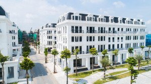 duy nhất căn hướng nam trục đường louis 17 gần hồ điều hoà yên sở giá 31 tỷ, lh 