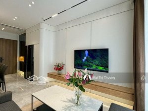 nhà đẹp cho thuê căn hộ midtown phú mỹ hưng quận 7 2pn full nội thất cao cấp lh: 