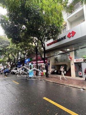 cho thuê nhà kinh doanh mặt phố nguyễn thị định, trung hòa diện tích 90m2x5t, mt 5m, giá 40tr/th