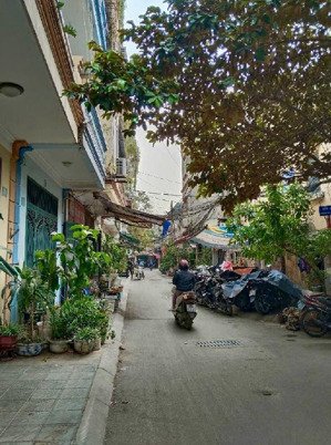 bán nhà 5 tầng thang máy 65m2 nguyễn an ninh 13,8 tỷ- ngõ thông- ô tô vào nhà