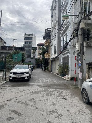 bán nhà thuỵ phương , dt 42m2 , giá 6,7 tỷ , ô tô đỗ cửa , 10m ô tô tránh , bắc từ liêm