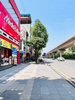 bán đất mặt phố quang trung có nhà c4, vỉa hè rộng thênh thang, kinh doanh cực tốt, 125m2, 38.7 tỷ