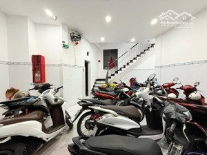 chdv 12 phòng ngay cầu điện biên phủ kế q1. sẵn dòng tiền 60 triệu/tháng. cạnh các trường đh lớn