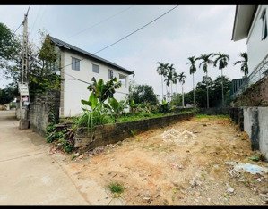 chỉ nhỉnh 1ty5 sở hữu ngay lô đất đẹp nằm cần khu đô thị vệ tinh hoà lạc - 83m , cách đường ql21 c