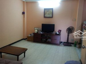 3 bước chân ra hẻm xe tải!!! nhà cấp 4 hẻm bình thới p14. dt: (5,5x16)m giá: 6,5 tỷ