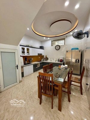 bán nhà 4 tầng gần bic c , phương lưu