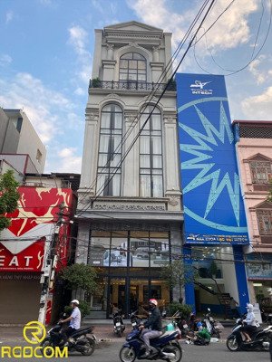 cho thuê tòa nhà mặt phố tô hiệu, xây mới, thang máy, đỗ xe