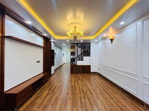 bán gấp lô cạnh góc la khê,dt 50m-6 tầng-thang máy,tặng full nội thất,nhỉnh 16 tỷ