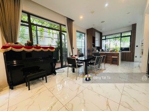 cho thuê biệt thự view hồ lakeview city đầy đủ nội thất đẹp, giá 50tr/th. 