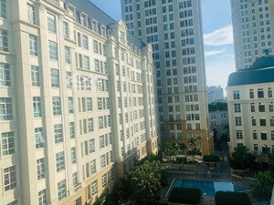 cần bán căn hộ 3 phòng ngủ the manor