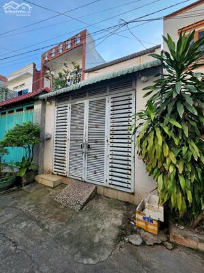 NHÀ ĐƯỜNG TRƯỜNG CHINH, 4x21m, HẺM XE HƠI, GẦN AN SƯƠNG