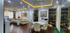 bán nhanh hồ gươm plaza 3pn rộng 146m², nhà đẹp, đủ đồ