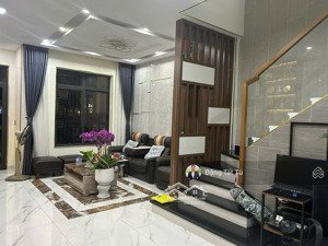 nhà phố lakeview city nhà hoàn thiện nội thất đẹp giá bán 22 tỷ đầy đủ nội thất. lh 