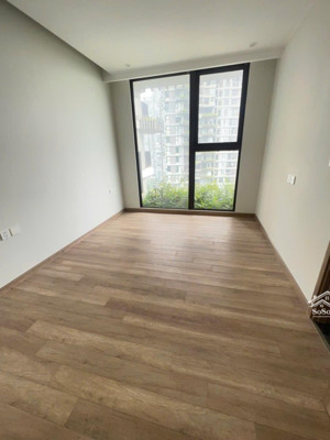 cần bán căn 3 ngủ onsen tầng 16 view hồ giá 7.89 tỷ bao phí lh 