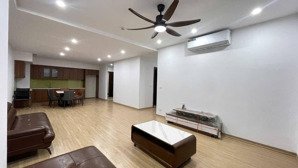 bán chung cư hpc landmark 3 ngủ, 2wc 135m2 full giá hơn 8 tỷ