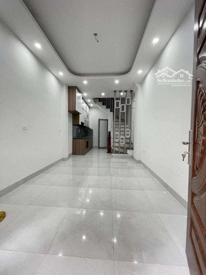 5.6 tỷ bán nhà xuân phương 5 tầng, 3 ngủ, thoáng đẹp sẵn ở, gọi /zalo