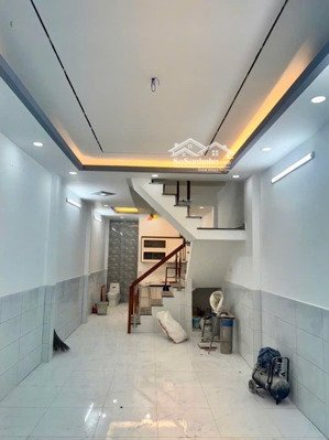 mặt tiền kinh doanh sát trường bình long-gần nguyễn sơn-nhà 2 tầng 52m(ko lg & qh)-chỉ nhỉnh 5 tỷ