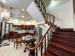 bán gấp nhà đẹp 4pn, 5wc tại đường 4, hiệp bình phước, thủ đức, 11,2 tỷ