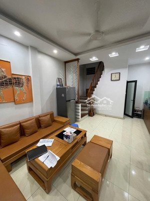 bán nhà cổ nhuế 31m2, xây 5 tầng, sổ đỏ vuông vắn, ở ngay, giá tốt có thương lượng