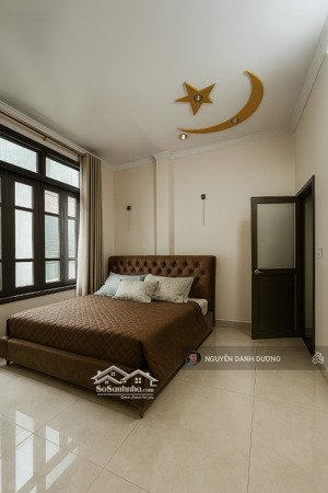 bán nhà lạc long quân - 52m2 * 4 tầng * mt 5,2m - ngõ thông kinh doanh, 50m ra mặt phố - giá 8,7 tỷ