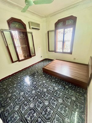 cho thuê phòng 20m2 mặt phố yên hòa, cầu giấy, giá 1.8tr/th, ban công riêng