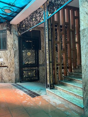 nhà đẹp ở mgay, tôn đức thắng - đống đa - lô góc. 28m - 6 tầng - mt 9m - giá 5.8 tỷ