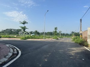 lô góc 80m2 trục chính đồi phe vị trí gần khu quy hoạch vingroup