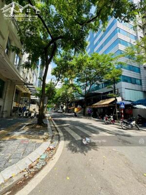 Bán đất phân lô phố Dịch Vọng Hậu - Cầu Giấy - Diện tích 150m Ô tô Tránh View Vườn Hoa Hiếm