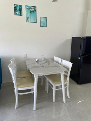 cho thuê căn hộ chung cư intela, bình chánh. diện tích : 55m2, 2pn-2wc. giá thuê : 7 triệu/tháng