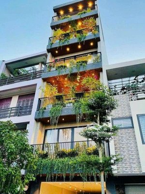 nhà cực đẹp 7 tầng view hồ, vừa ở kết hợp kinh doanh thạch bàn - cổ linh, long biên. gía 36 tỷ