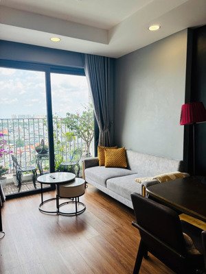 bán căn pegasuite 2pn2wc siêu đẹp, đầy đủ nội thất đẹp, đi trung tâm tp siêu gần