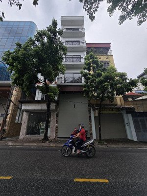 bán nhà mặt phố trịnh đình cửu, vỉa hè, 7 tầng thang máy ô tô tránh. giá 24 tỷ