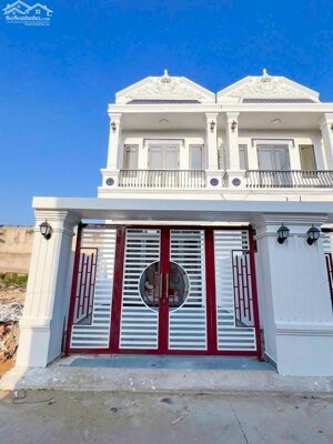 CHỈ CẦN 700TRIỆU NHẬN NGAY NHÀ NGAY VÒNG XOAY CỔNG 11,SỔ RIÊNG THỔ CƯ