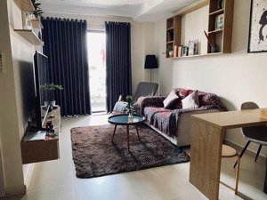 cho thuê căn hộ m-one, q7 duplex trần cao 55m2, 1pn riêng, full nội thất. giá 11tr/tháng