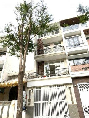 nhà đẹp hẻm xe hơi ngay lý thái tổ, quận 10 3pn, 4wc, 25 triệu/th