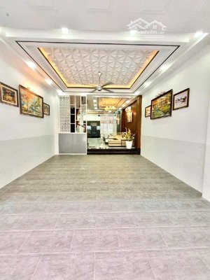 bán nhà hẻm ô tô, ngang 5m,90m2, 4 tầng, hàng xóm phú mỹ hưng quận 7, nhỉnh 9 tỷ hơn