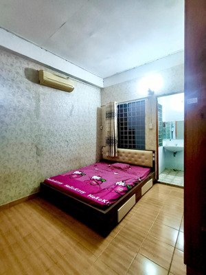cho thuê nguyên căn hộ 2pn2wc full nội thất chung cư 675 nguyễn kiệm- 9 triệu/th 