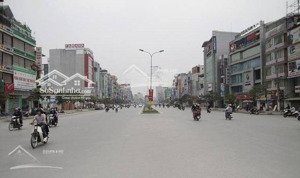 bán nhà 7 tầng, thang máy, 2 thoáng, phố nguyễn hoàng, diện tích: 100m2, 5,5m, vỉa hè 10m, 43,5 tỷ