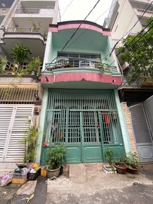 bán gấp nhà 1 sẹc gò xoài - dt: 4m x 16m - trệt 1 lầu - giá 5,8 tỷ. hẻm xe hơi 6m vào tận nơi.